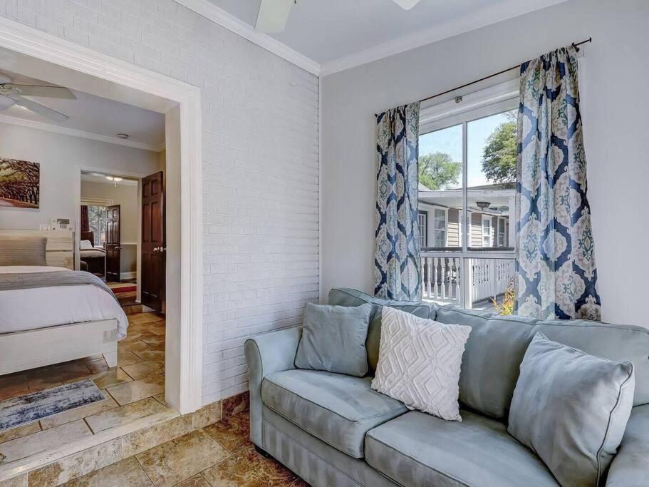 Historic Savannah Gold Private Condo With Pool - 2Bed, 1&Half Bath, Sleeps 6, 1St Floor, 15 Min Walk To Historic Savannah Center And All Attractions Exteriér fotografie